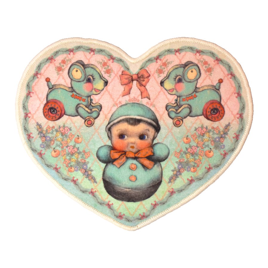EXOTIC ARK Heart Rug, view 8