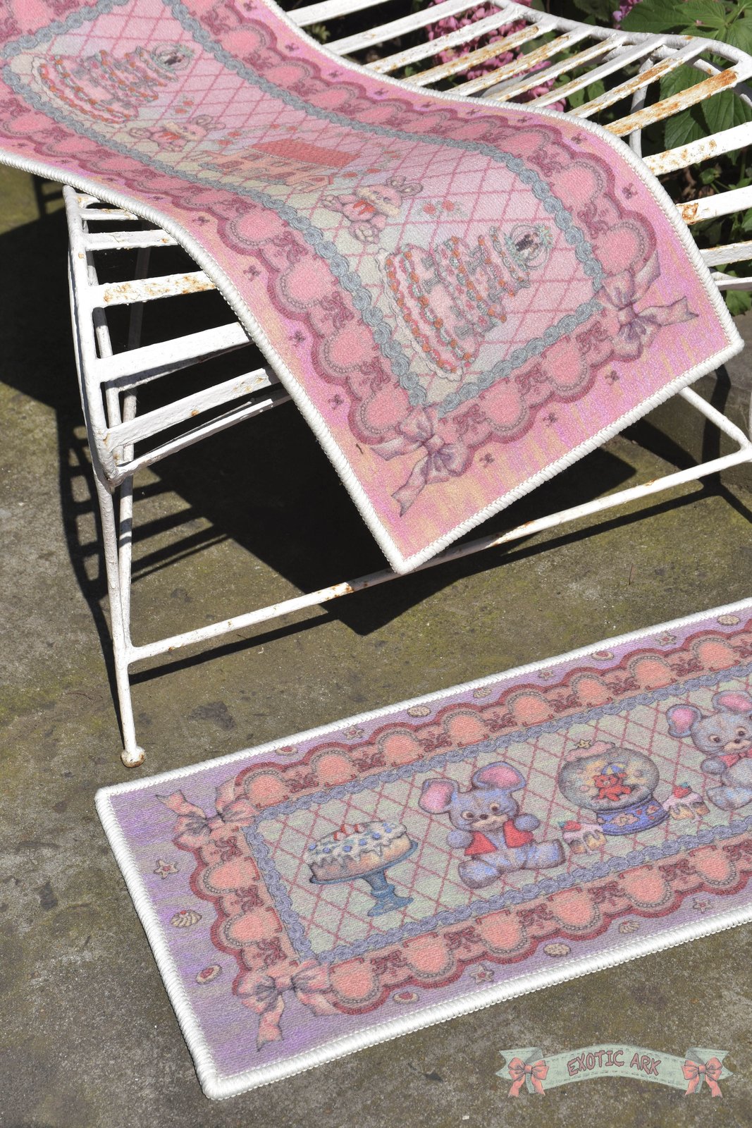 EXOTIC ARK Vintage Rug, view 3