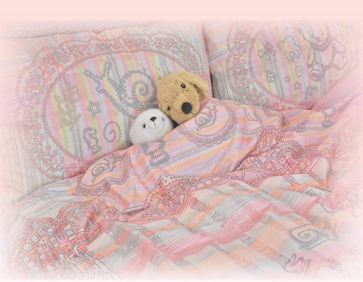TOOTHMARE Bedding Set, view 2