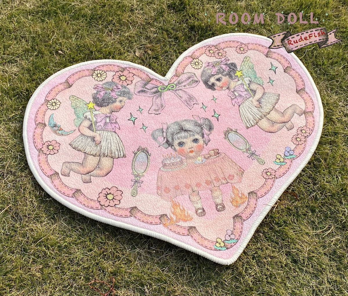 ROOM DOLL Heart Rug, view 7