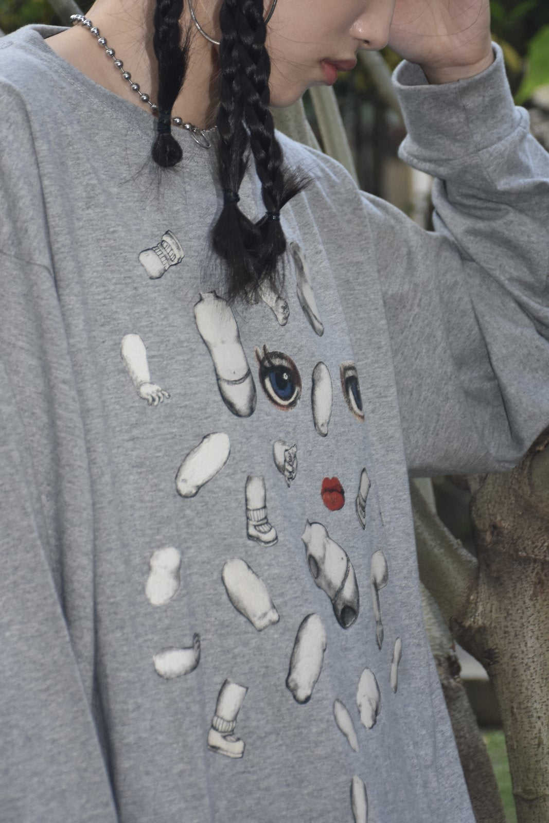 EXOTIC ARK Doll Parts Long-Sleeve Tee in Grey, view 7